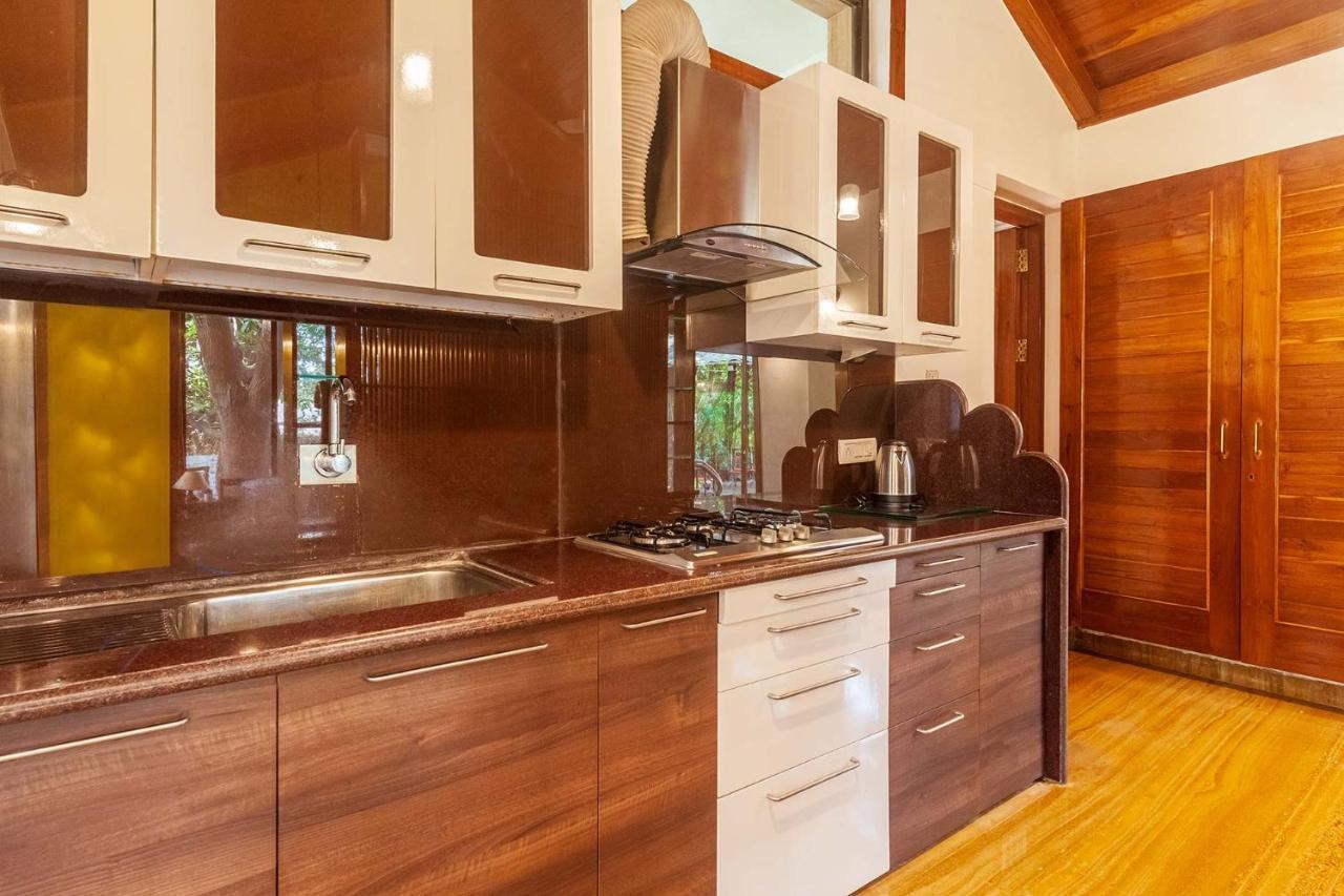 Stayvista'S Casa Palmera - Pet-Friendly Villa With Pool, Garden With Gazebo, And Indoor & Outdoor Games Алибаг Экстерьер фото